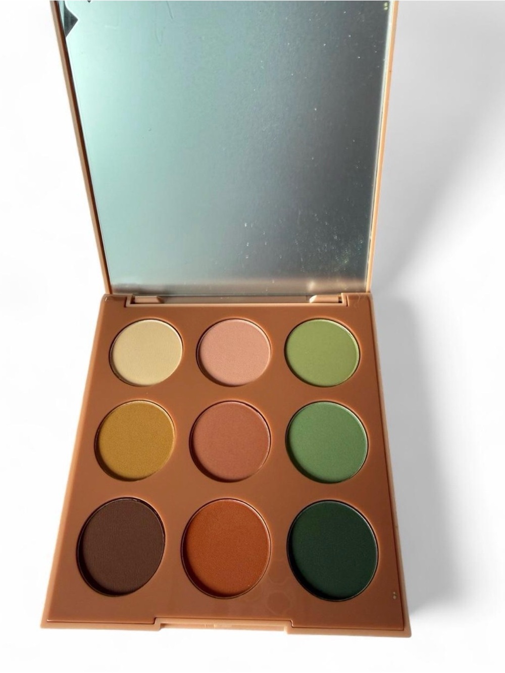 Morphe 9-Pan Warm Neutrals & Greens Eyeshadow Palette